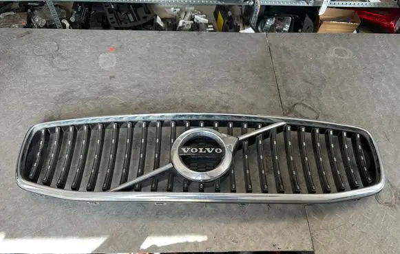 Volvo S90, V90 Front bumper upper radiator grill 31425412