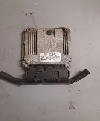 Volkswagen PASSAT B6 Engine control unit/module 06F906056FC
