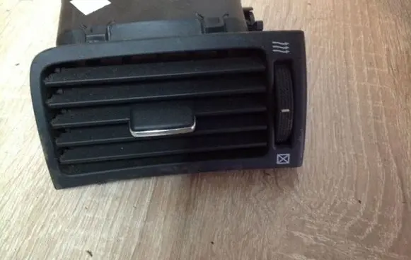 Toyota Avensis T250 Cabin air duct channel 
