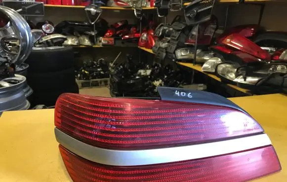 Peugeot 406 Rear/tail lights