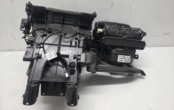 Opel Meriva B Interior heater climate box assembly 13435287 460325947 5287