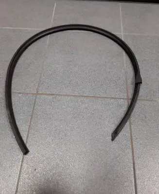 BMW M4 F82 F83 Front door rubber seal 7279743