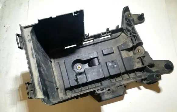 Audi A3 S3 8P Battery box tray 1k0915333b 1k0915336