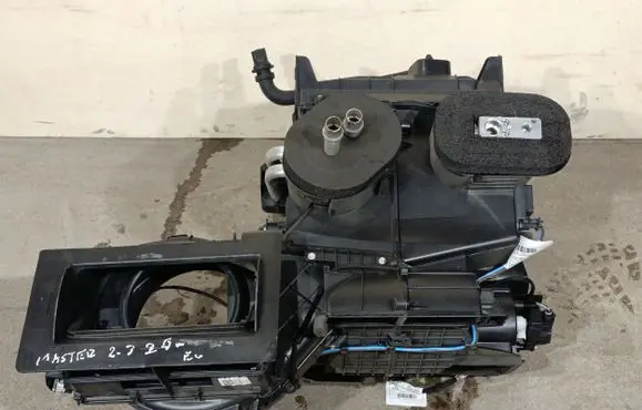 Renault Master III Interior heater climate box assembly housing 272702687R 457913 557009C