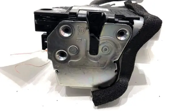 Hyundai i20 (GB IB) Front door lock 81320-C8040