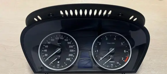 BMW 5 E60 E61 Speedometer (instrument cluster) 9153747 6965359 62119153747
