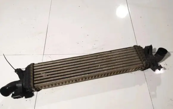 Volvo V50 Intercooler radiator