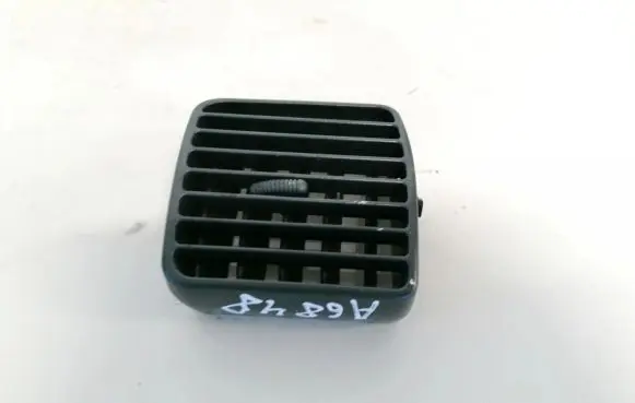 Mitsubishi Space Star Dash center air vent grill