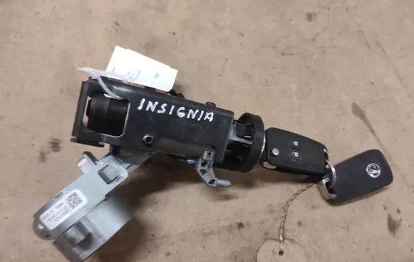 Opel Insignia A Ignition lock 13326419 1337924