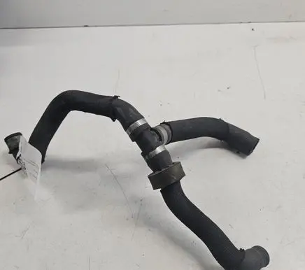 Mercedes-Benz S W221 Engine coolant pipe/hose 2022133