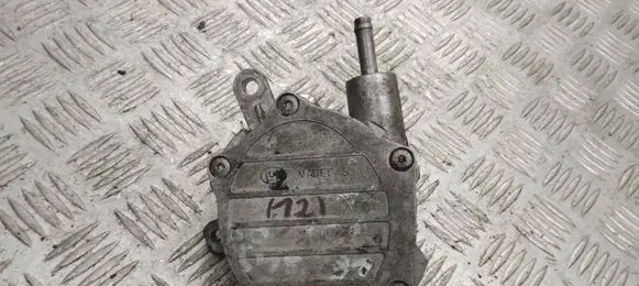 Lexus IS 220D-250-350 Vacuum pump 15120679