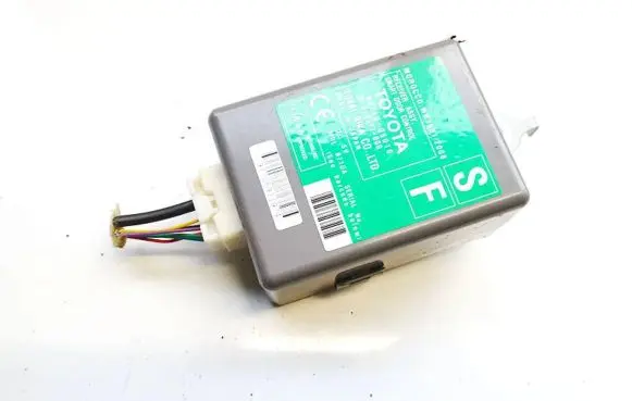 Toyota Avensis T270 Door control unit/module 8974005010 89740-05010