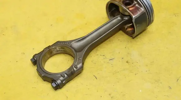 Volkswagen Phaeton Piston with connecting rod 021E