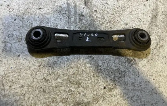 Volvo XC60 Rear control arm