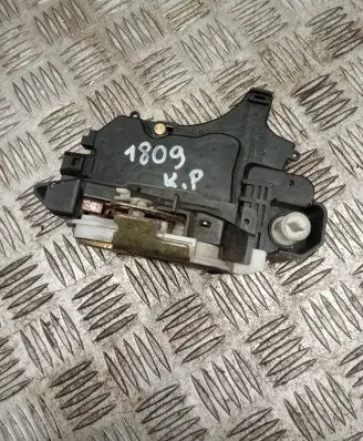 Mitsubishi Colt Front door lock