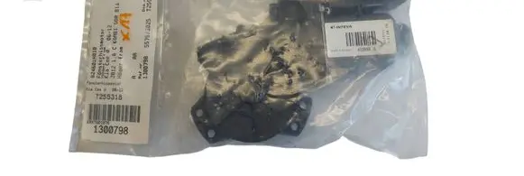 KIA Ceed Front door window regulator motor 824601H010