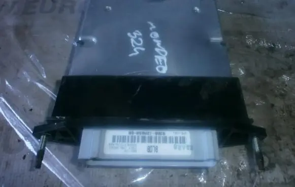 Ford Mondeo MK I Engine control unit/module 93bb12a650bb