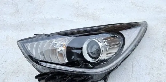 KIA Niro Headlight/headlamp 92101