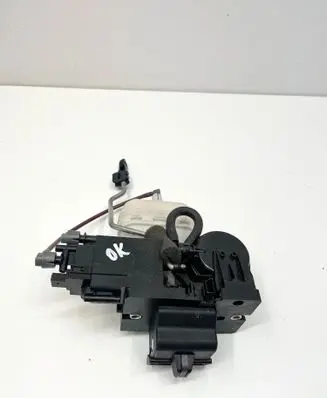 Mercedes-Benz SL R230 Tailgate/trunk/boot lock/catch/latch A2208000575 A2307500185
