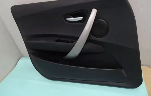 BMW 1 E81 E87 Front door card panel trim 