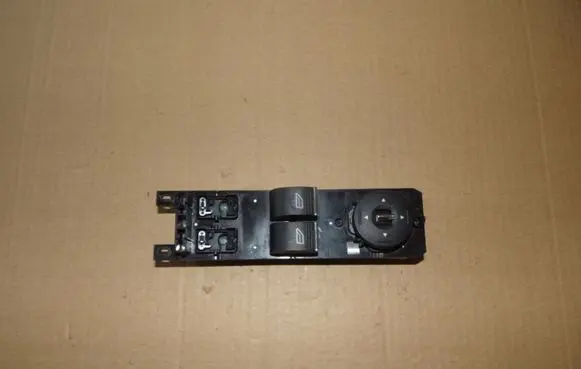 Ford Fiesta Electric window control switch