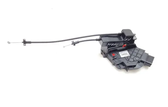 Volvo S80 Front door lock 30784481