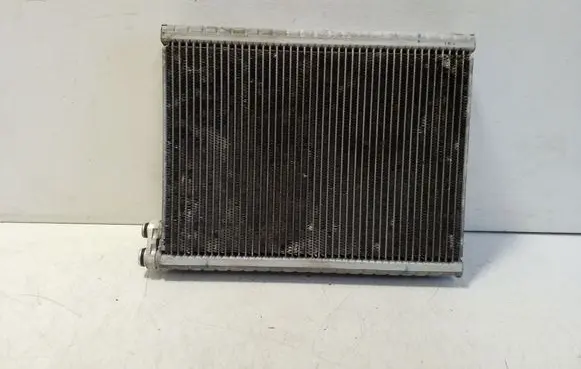 Air conditioning (A/C) radiator (interior)