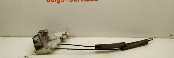 Subaru Legacy Front door lock