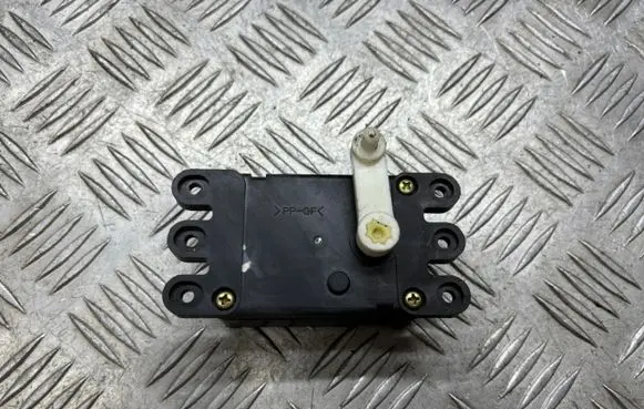 Mazda 323 Air flap motor/actuator 2005037 4222953 GA701BC1N
