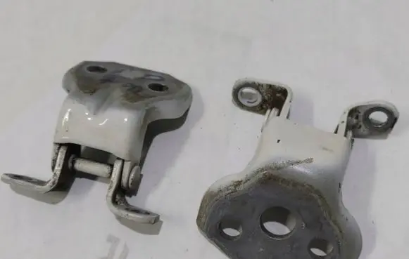 Subaru Forester SJ Front door hinge set 
