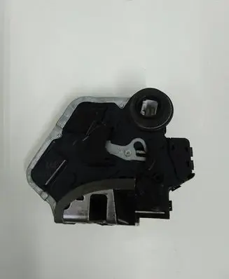 Toyota Verso Rear door lock 1B0315