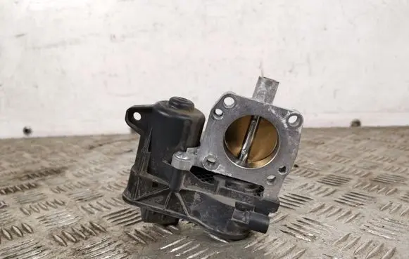 Opel Crossland X Electric throttle body valve 9673622380