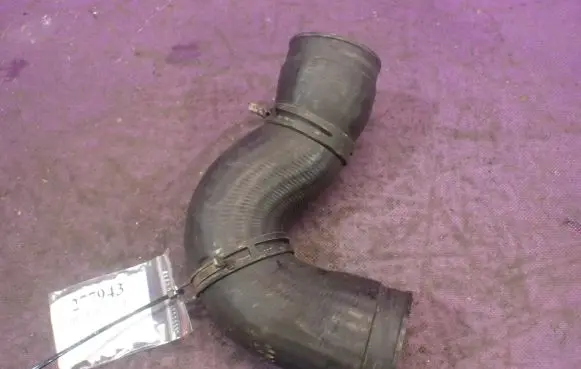 Volkswagen Golf IV Intercooler hose/pipe 1J0145838B