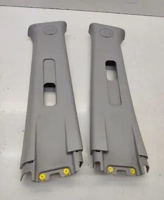 (B) pillar trim (top)