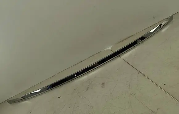 BMW X7 G07 Tailgate trim 9466428 7453910 8745726