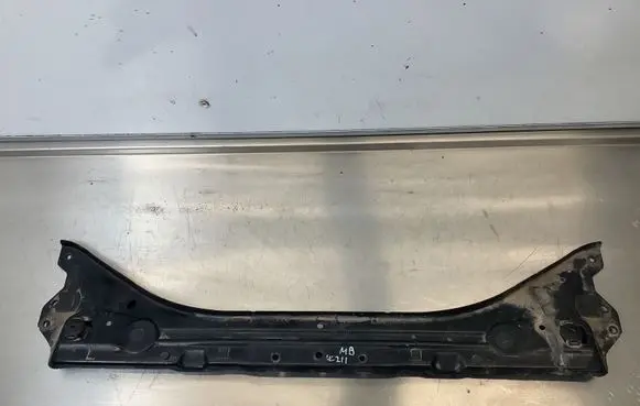 Mercedes-Benz E W211 Bottom radiator support slam panel 