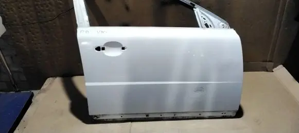 Volvo V70 Front door