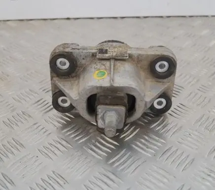 Land Rover Range Rover L405 Engine mount bracket CPLA6A003DD