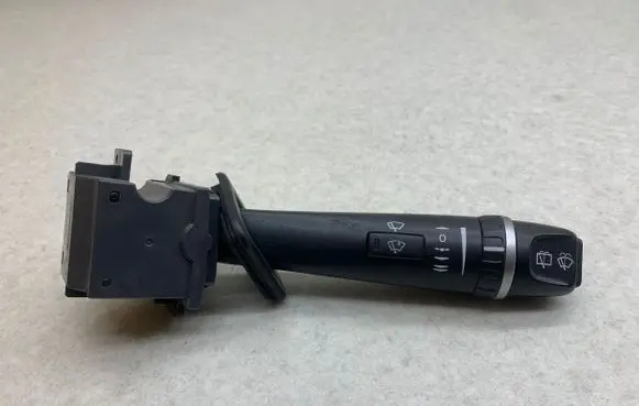 Volvo S60 Wiper control stalk 30739218