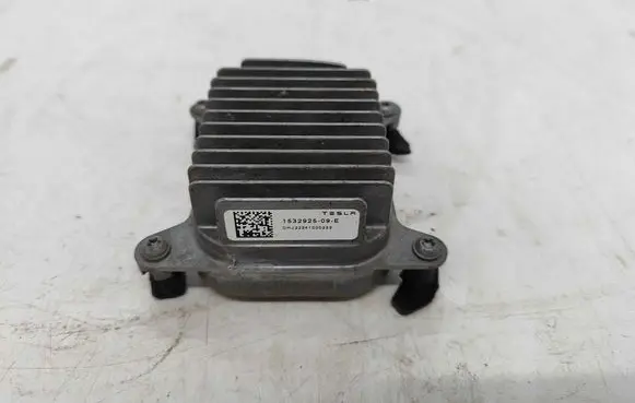 Tesla Model Y Xenon control unit/module 153292509e