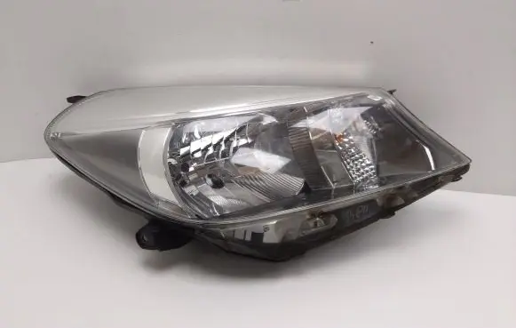 Toyota Yaris Headlight/headlamp