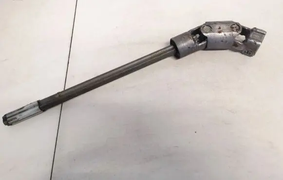 Volkswagen PASSAT B5.5 Steering column universal joint