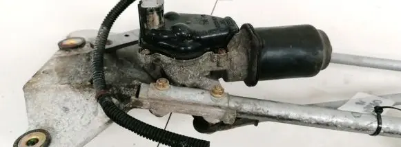 Nissan X-Trail T30 Wiper motor 370232740