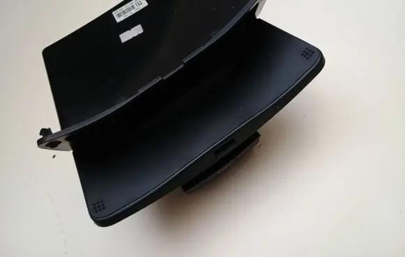 Hyundai i30 Ashtray (front) 847802L100