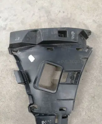 Renault Captur II Front bumper mounting bracket 620430370R