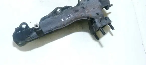 Honda CR-V Exhaust manifold