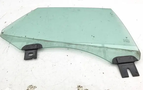 Tesla Model S Rear door window glass