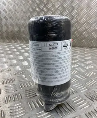 Audi Q7 4M Tire air pump compressor 8P0012619A