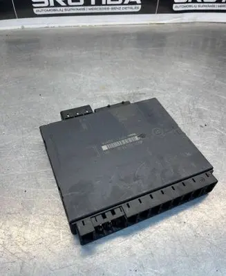 Mercedes-Benz S W220 Seat control module 2208205585 7271