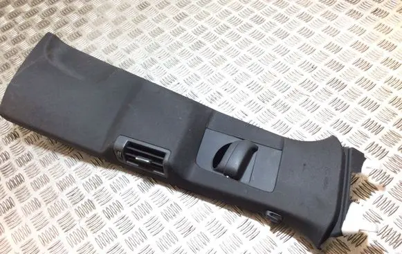 Volvo XC90 (B) pillar trim (top) 31363579